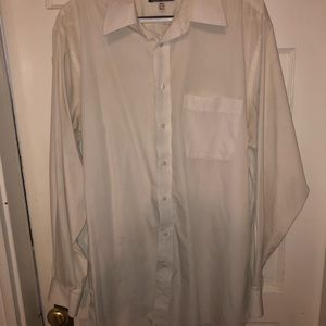 Men’s white button down dress shirt